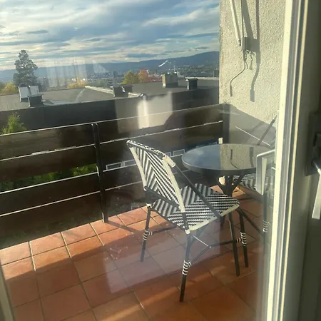 Cozy Place In Lutvann With Balcony Oslo