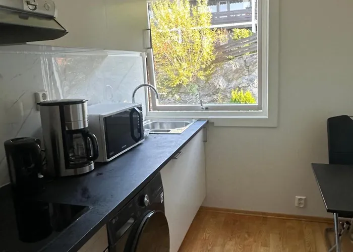 Cozy Place In Lutvann With Balcony Accommodatie bij particulieren Oslo